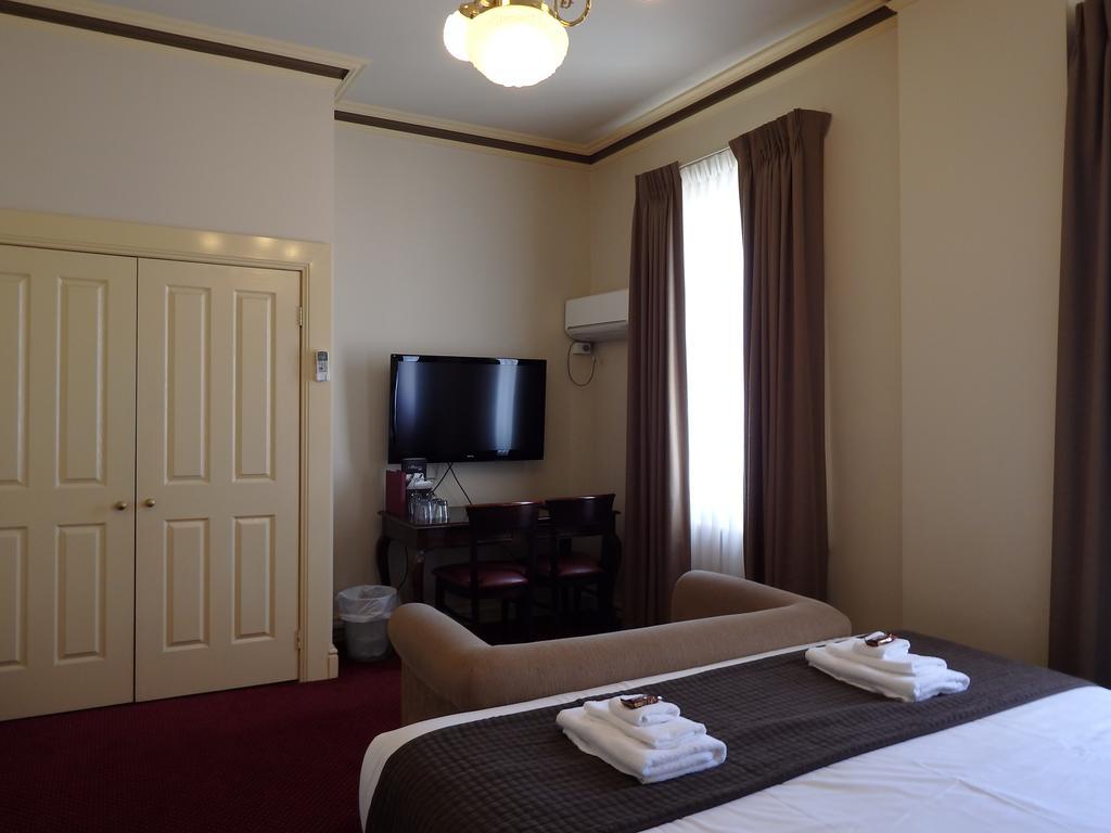 The Glenferrie Hotel Hawthorn Extérieur photo