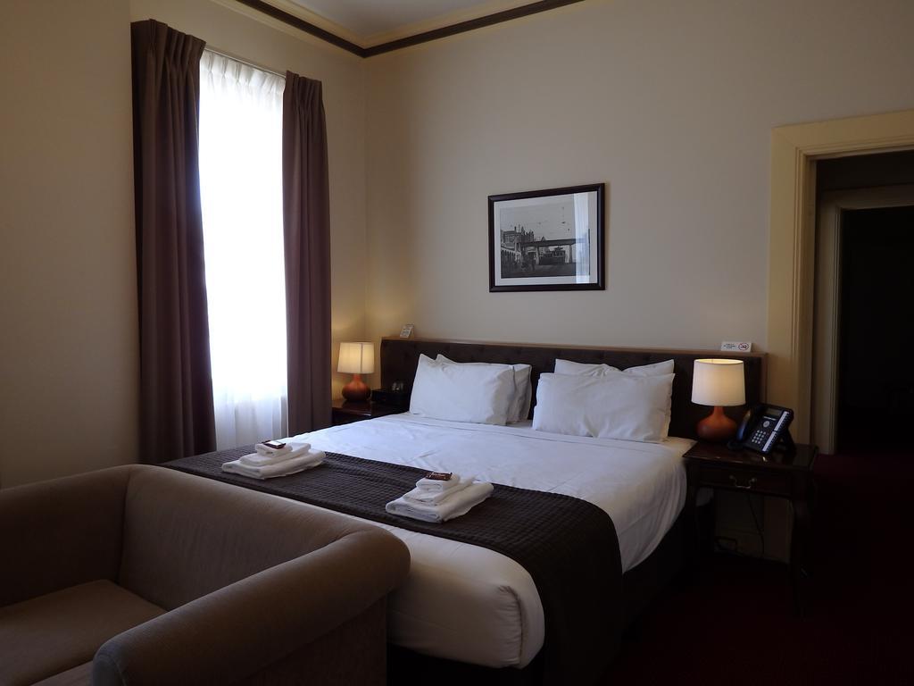 The Glenferrie Hotel Hawthorn Extérieur photo