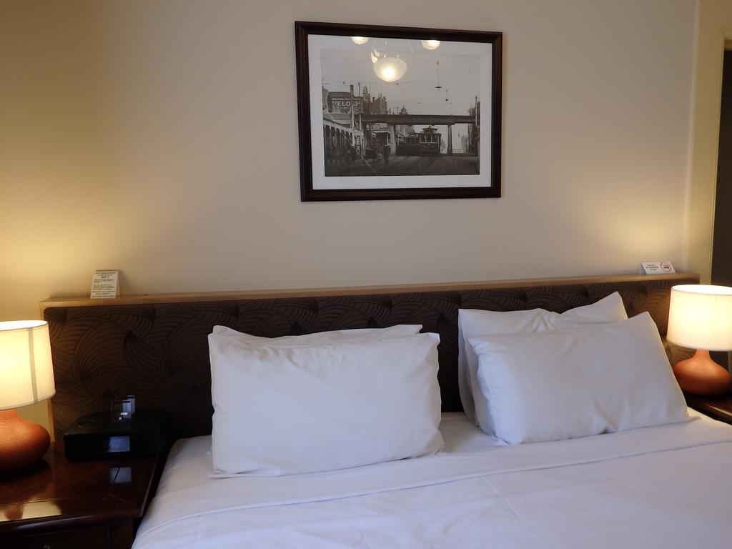 The Glenferrie Hotel Hawthorn Extérieur photo