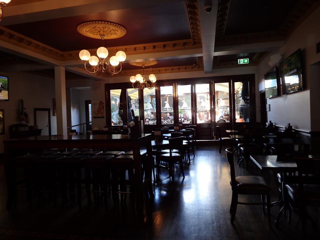 The Glenferrie Hotel Hawthorn Extérieur photo