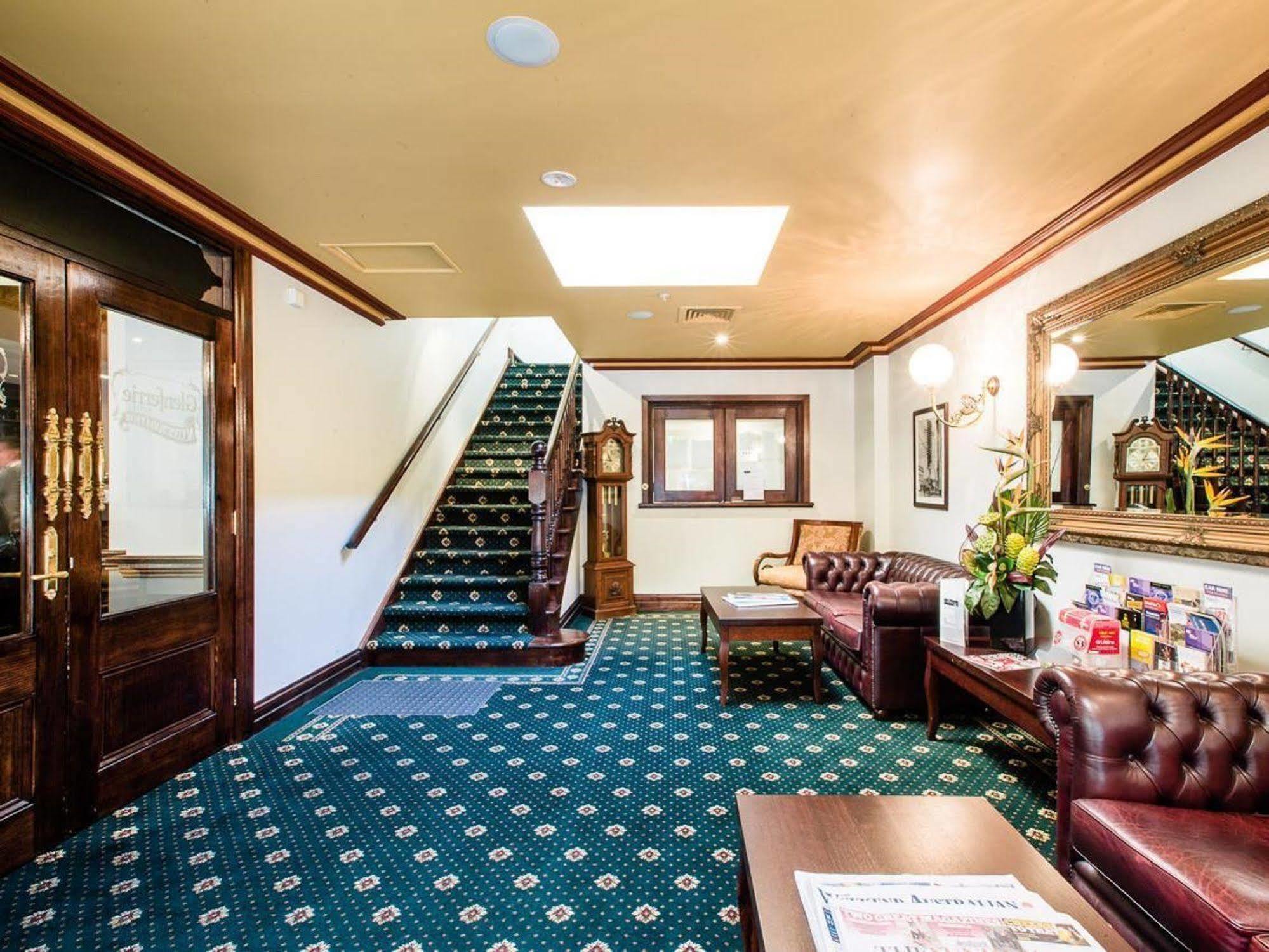 The Glenferrie Hotel Hawthorn Extérieur photo