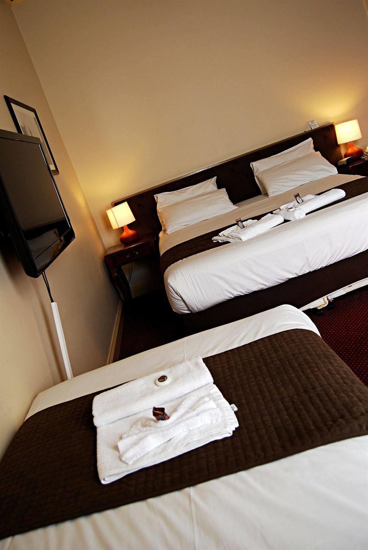 The Glenferrie Hotel Hawthorn Extérieur photo