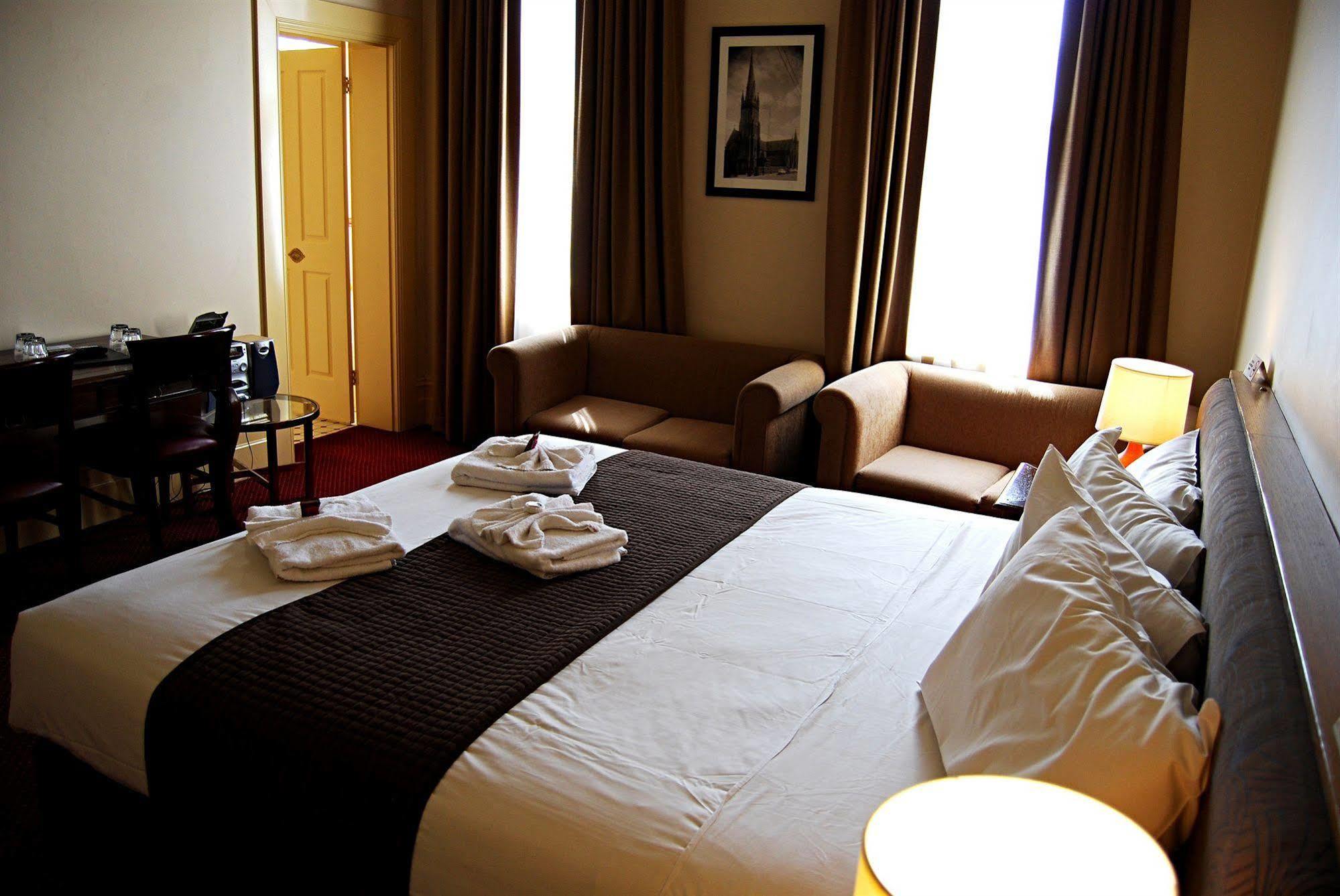 The Glenferrie Hotel Hawthorn Extérieur photo